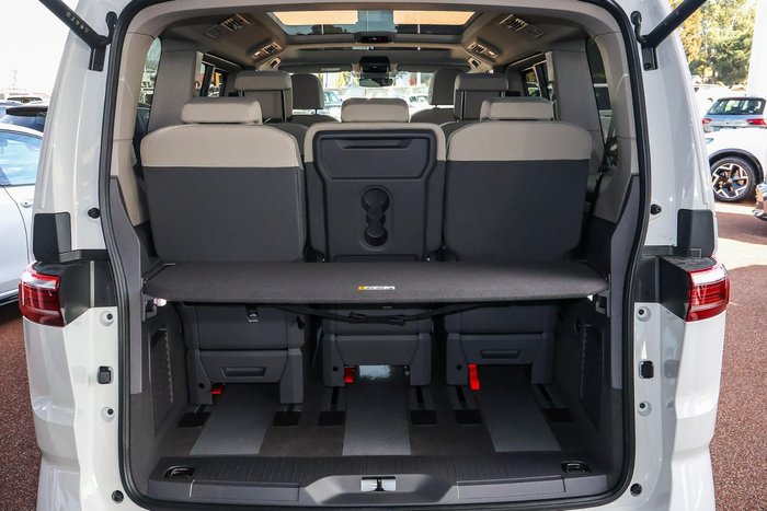 2025 Volkswagen Multivan TDI360 Life