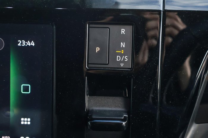 2025 Volkswagen Multivan TDI360 Life