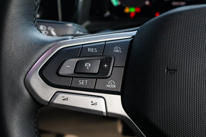 2025 Volkswagen Multivan TDI360 Life