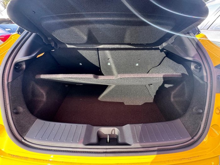2024 Nissan JUKE N-Sport F16 MY24 Iconic Yellow 2-tone with Black roof