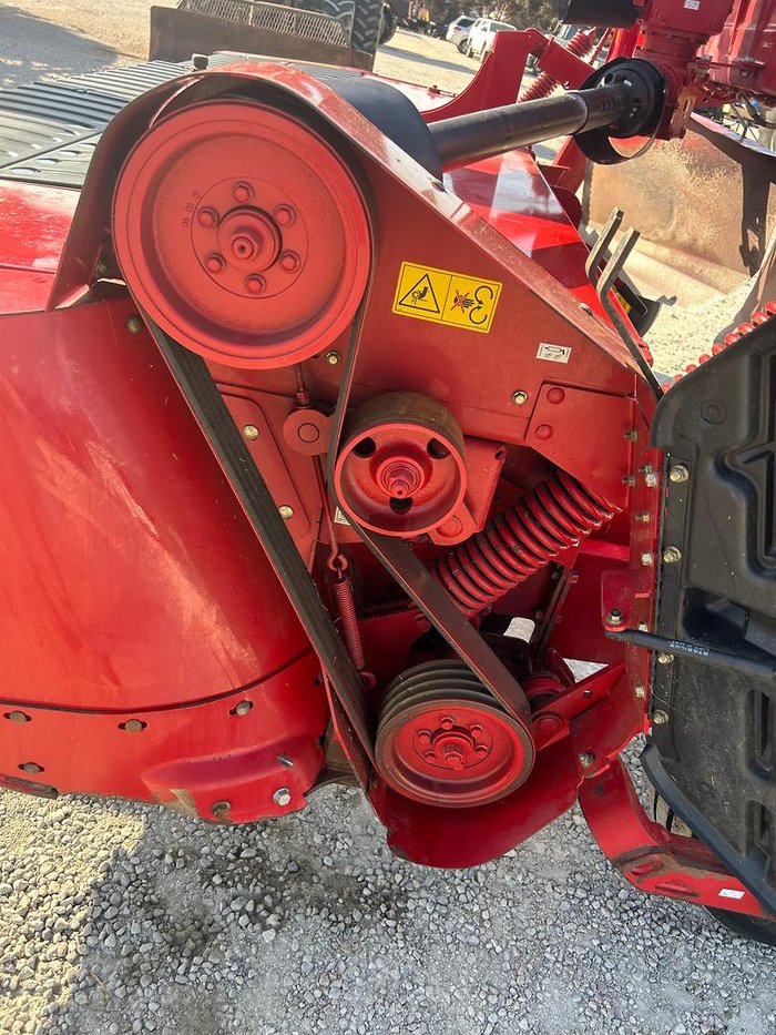2016 New Holland 313 Discbine Mower Conditioner