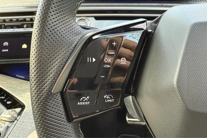 2024 Peugeot 3008 GT Premium Hybrid