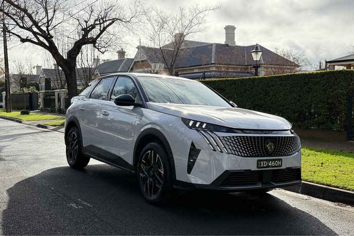 2024 Peugeot 3008