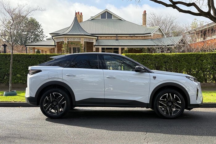 2024 Peugeot 3008 GT Premium Hybrid