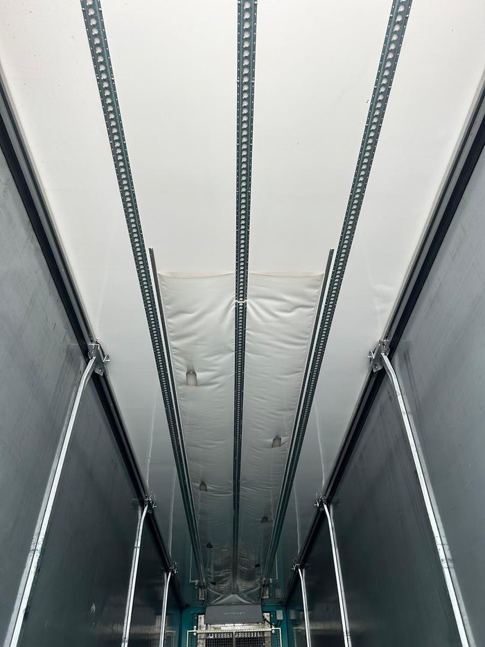 2019 Vawdrey St3 22 Pallet Refrigerated Curtain Sider, R/T