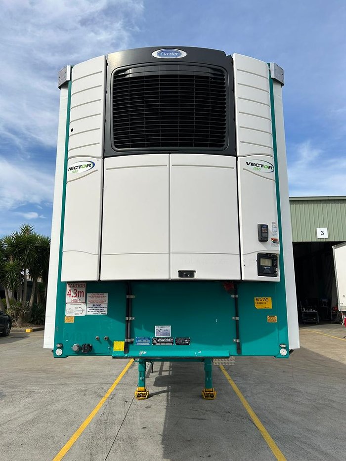 2019 Vawdrey St3 22 Pallet Refrigerated Curtain Sider, R/T