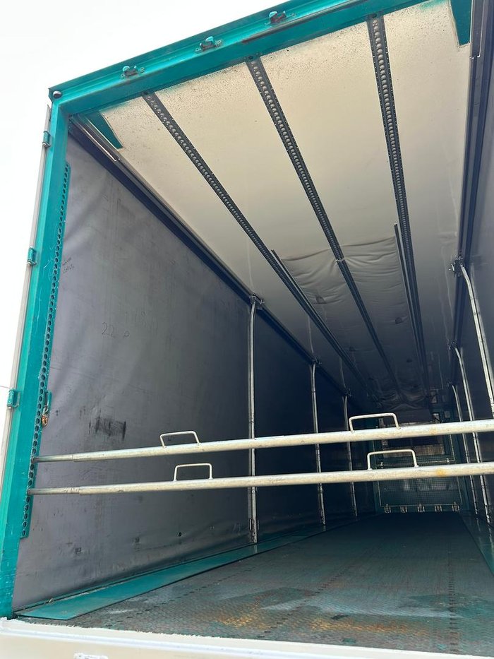 2019 Vawdrey St3 22 Pallet Refrigerated Curtain Sider, R/T