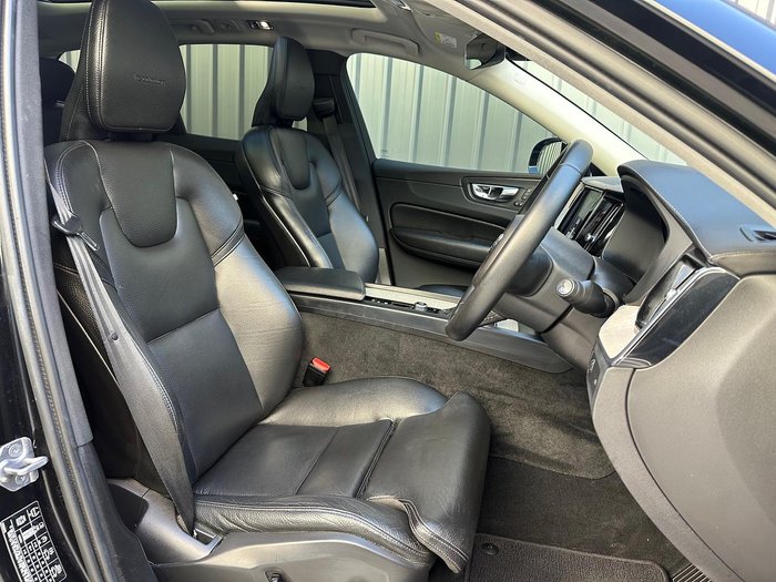 2018 Volvo XC60 D4 Inscription MY19 AWD Onyx Black