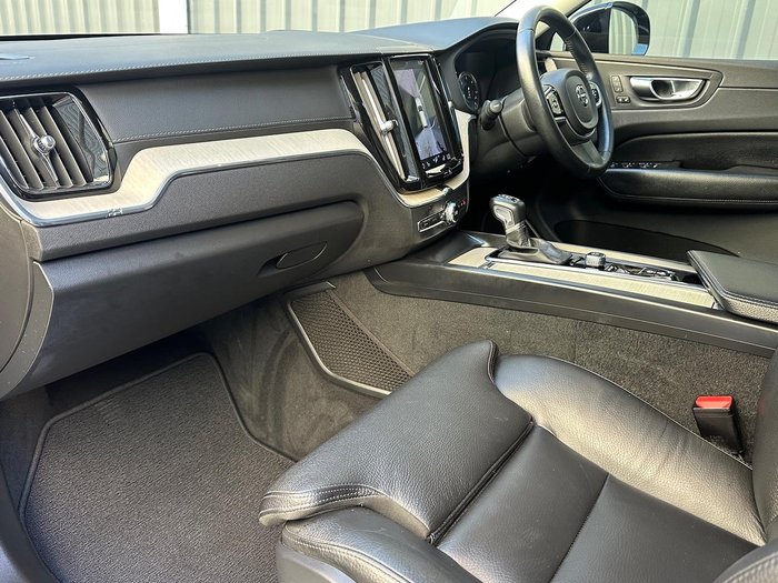 2018 Volvo XC60 D4 Inscription MY19 AWD Onyx Black
