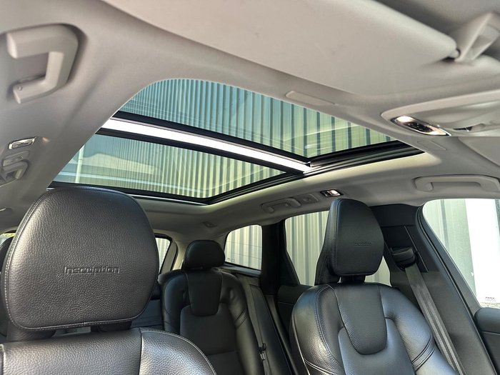 2018 Volvo XC60 D4 Inscription MY19 AWD Onyx Black