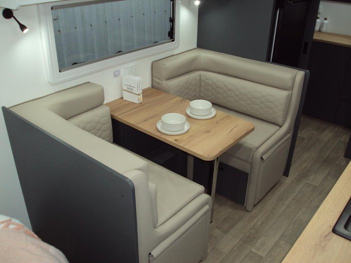 2025 Vacationer Caravans Endure 196R - Cafe Seating