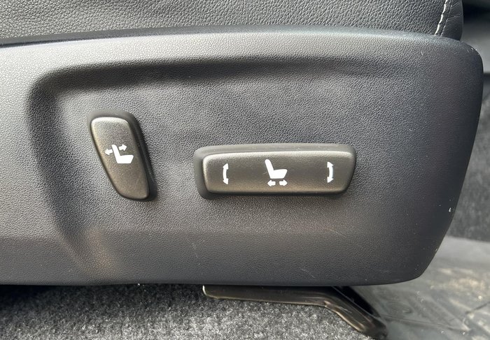2019 Toyota Hilux Rugged X