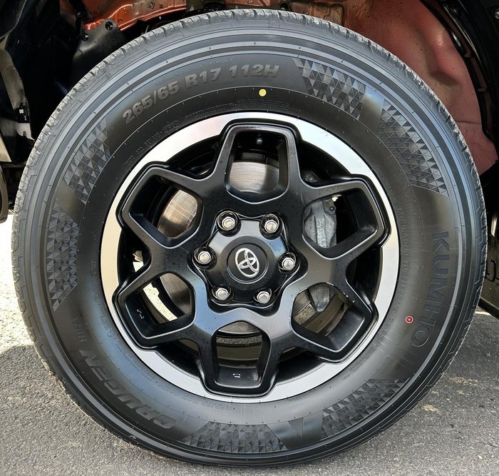 2019 Toyota Hilux Rugged X
