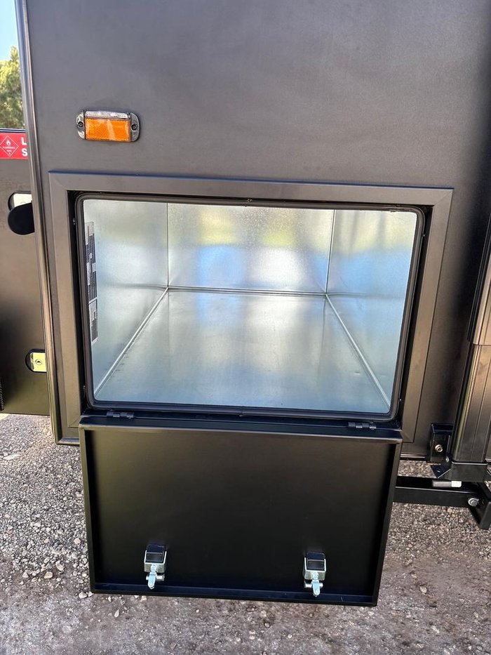 2025 Royal Flair Aussiemate