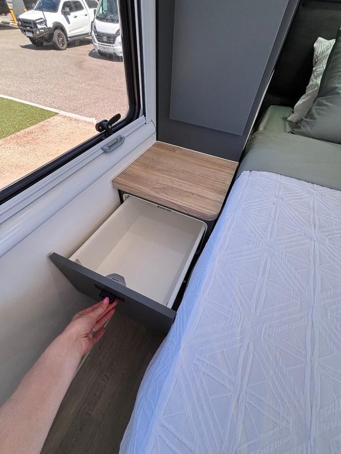 2025 Royal Flair Aussiemate