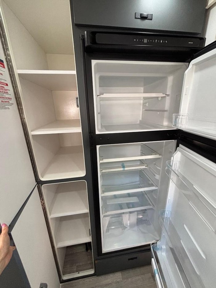 2025 Royal Flair Aussiemate