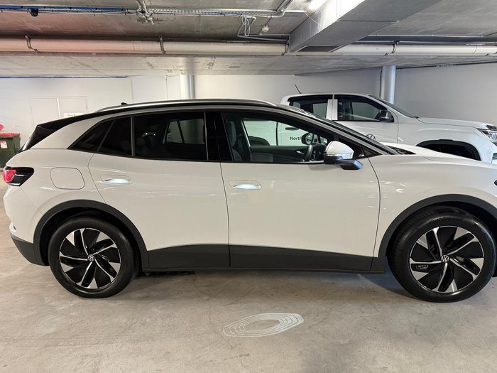 2025 Volkswagen ID.4 Pro