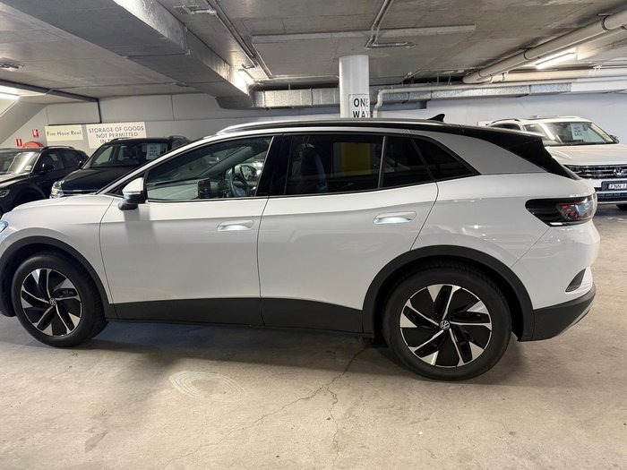 2025 Volkswagen ID.4 Pro