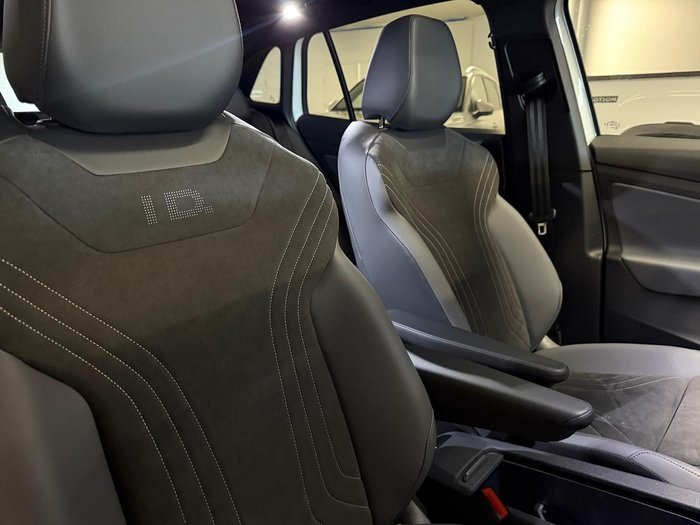 2025 Volkswagen ID.4 Pro