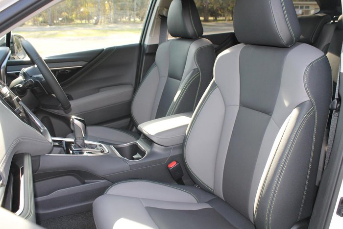 2025 Subaru Outback AWD Sport