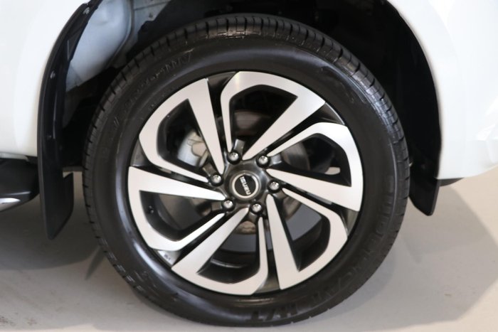 2022 Isuzu MU-X LS-T