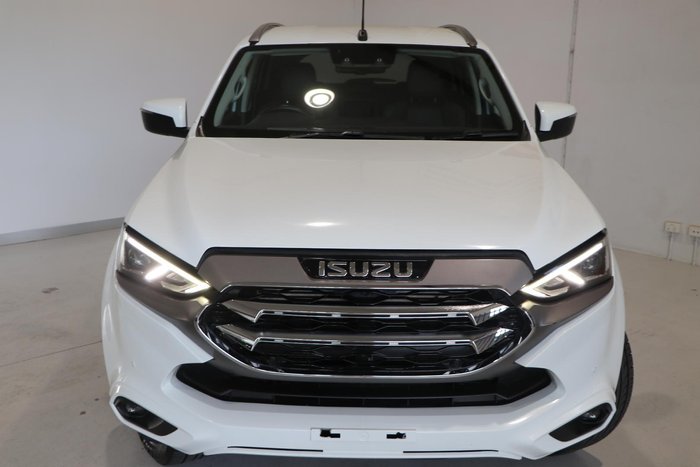 2022 Isuzu MU-X LS-T