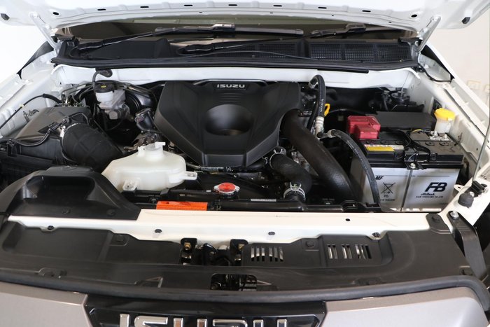 2022 Isuzu MU-X LS-T