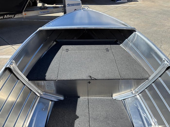2025 QUINTREX 400 Dart