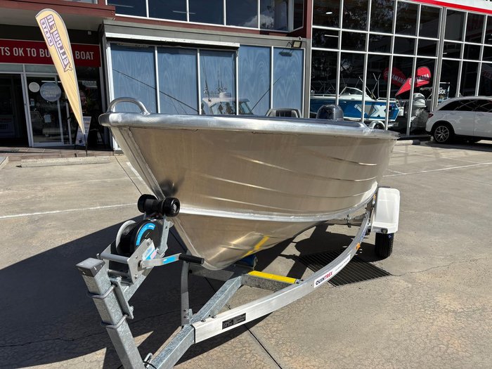 2025 QUINTREX 400 Dart