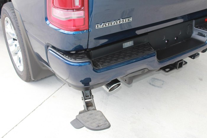 2024 RAM 1500 Laramie Sport RamBox