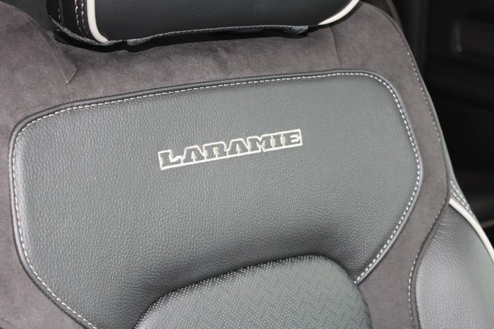 2024 RAM 1500 Laramie Sport RamBox