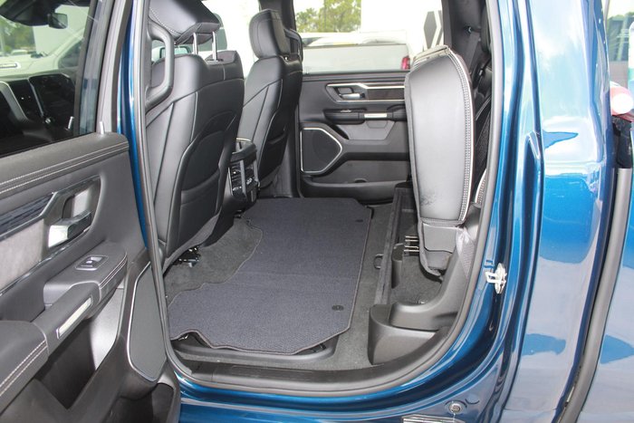 2024 RAM 1500 Laramie Sport RamBox