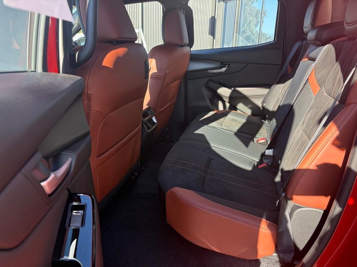2025 Mazda BT-50 SP