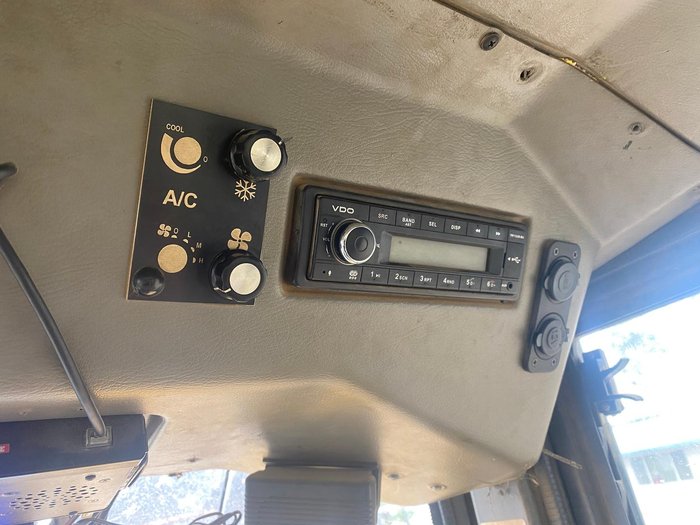 2018 Multipac 524H Yellow