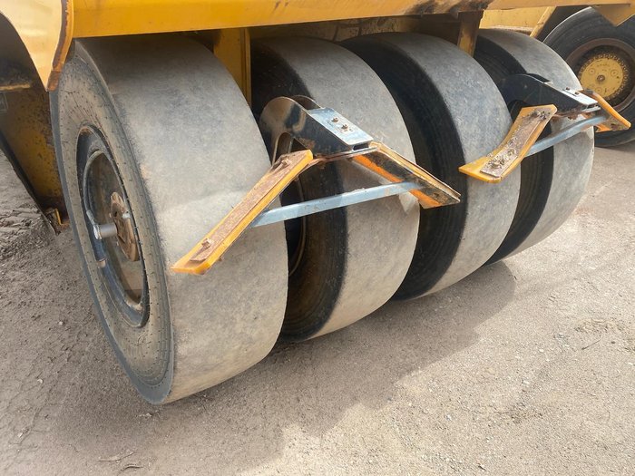 2018 Multipac 524H Yellow