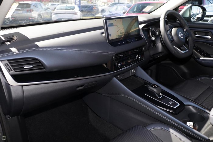 2024 Nissan QASHQAI ST-L