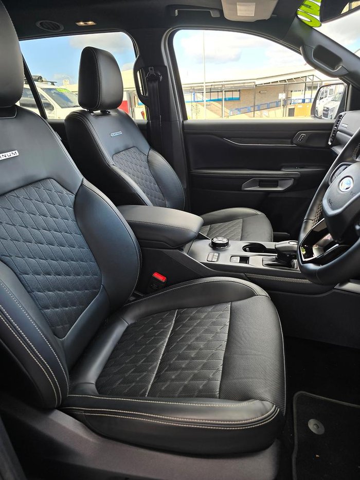 2024 Ford Everest Platinum