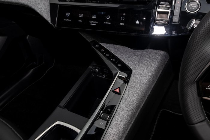 2024 Peugeot 3008 GT Hybrid P64 MY24 Artense Grey