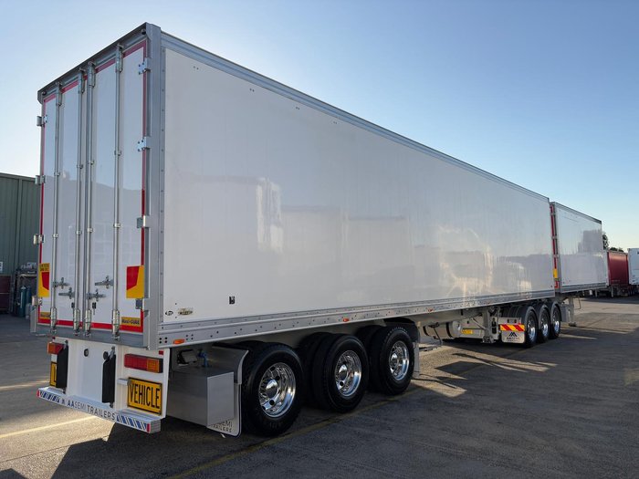 2016 Maxitrans St3 34 Pallet -18 High Cube Reefer Double Stacker