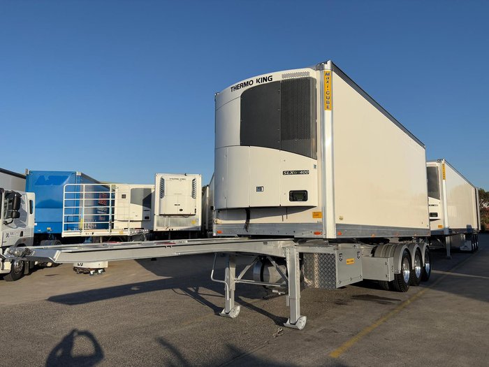 2016 Maxitrans St3 34 Pallet -18 High Cube Reefer Double Stacker