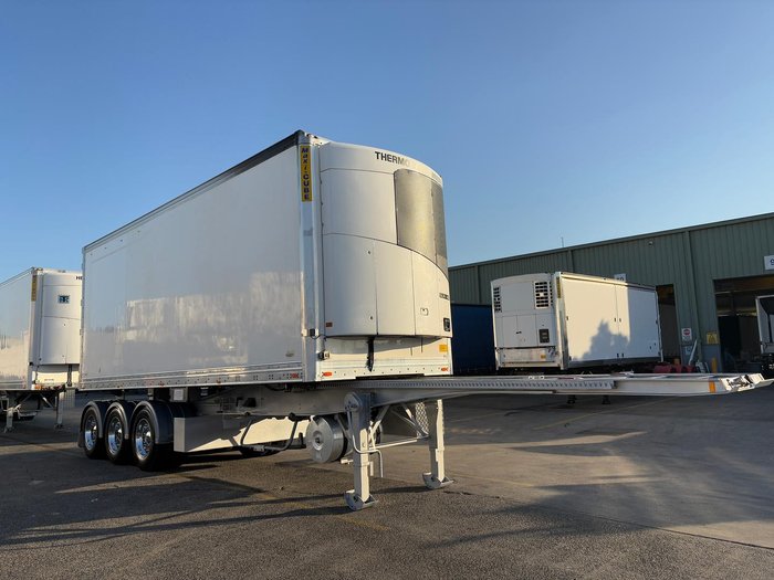 2016 Maxitrans St3 34 Pallet -18 High Cube Reefer Double Stacker