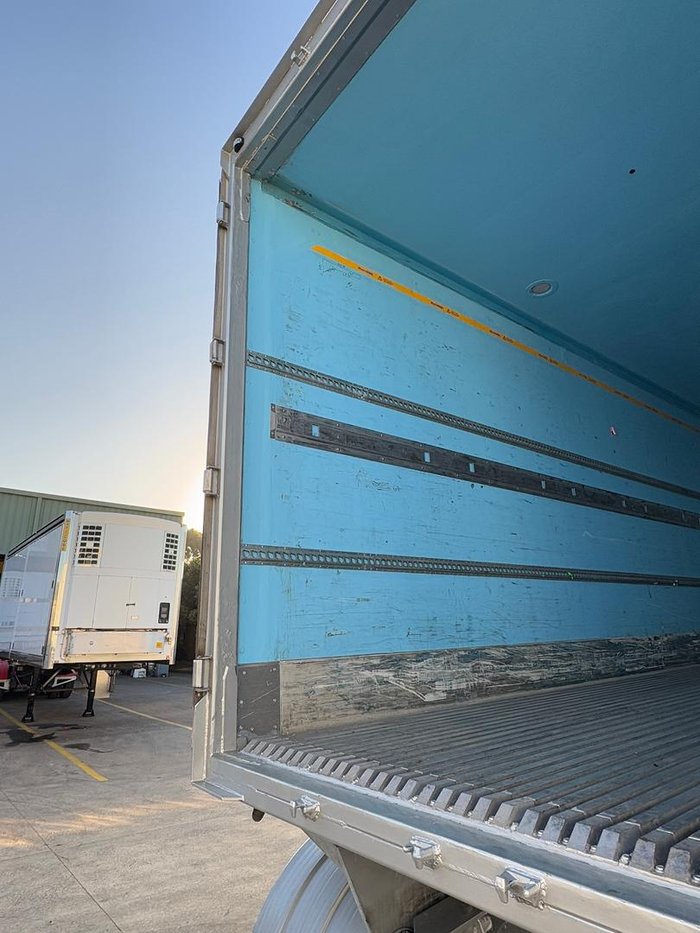 2016 Maxitrans St3 34 Pallet -18 High Cube Reefer Double Stacker
