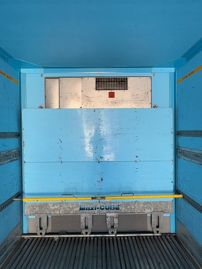 2016 Maxitrans St3 34 Pallet -18 High Cube Reefer Double Stacker
