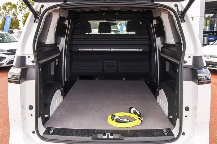 2025 Volkswagen ID. Buzz Cargo BEV550