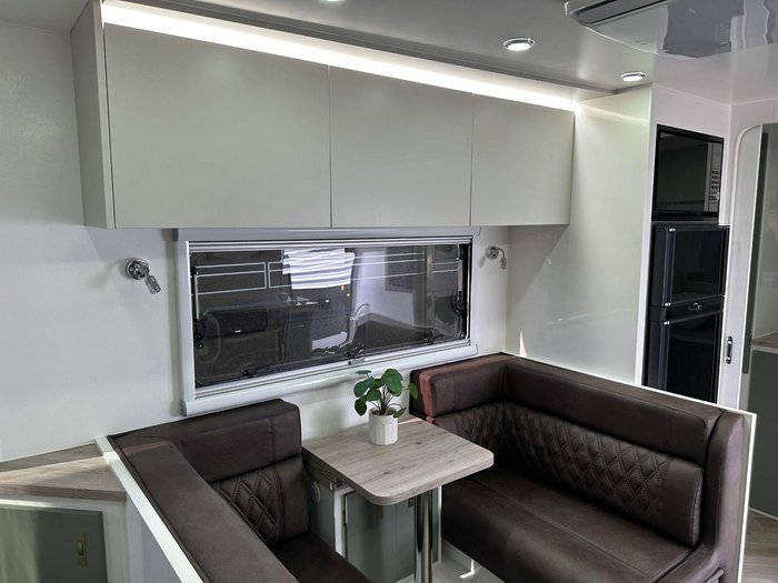 2025 Essential Caravans Cruiser V1-1 18'8