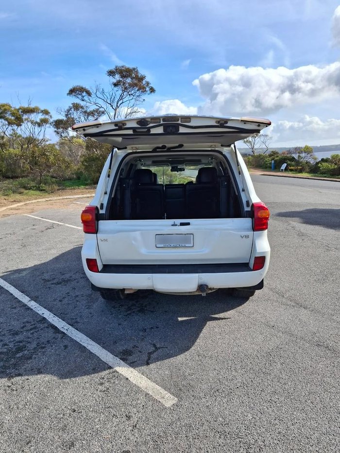 2014 Toyota Landcruiser VX