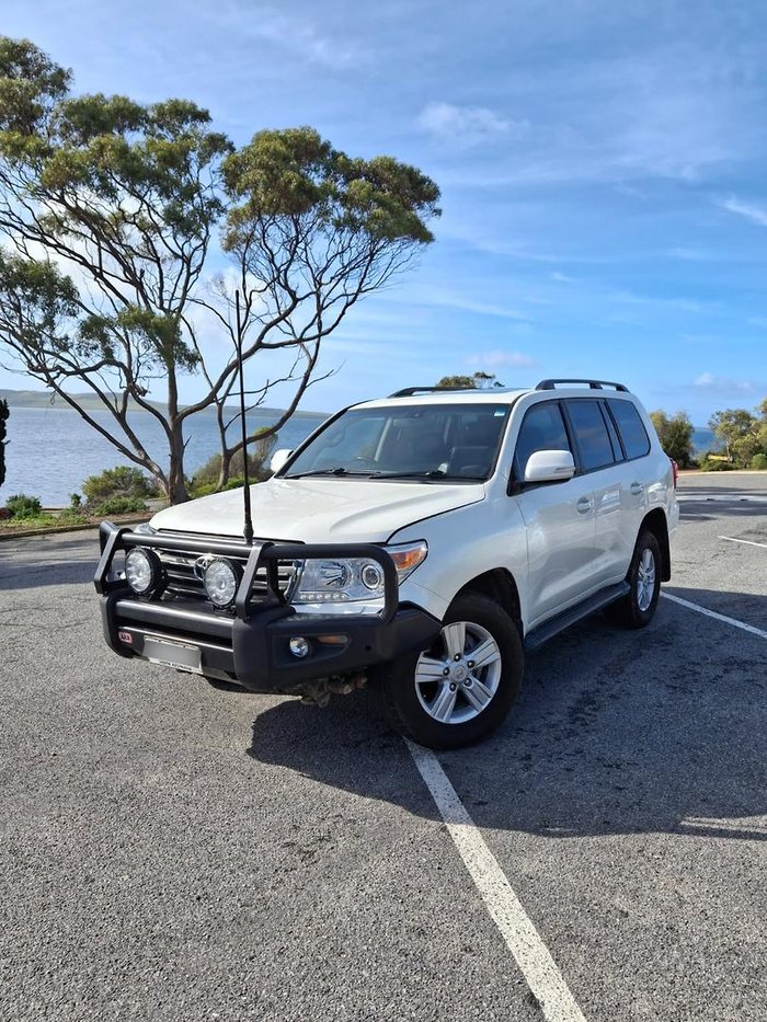 2014 Toyota Landcruiser VX