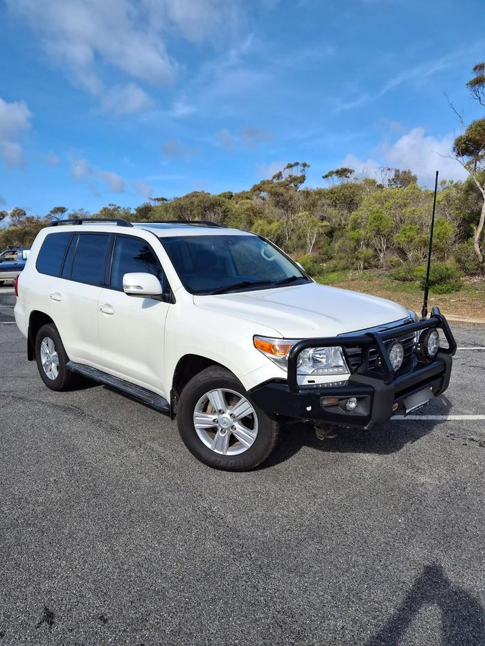2014 Toyota Landcruiser VX