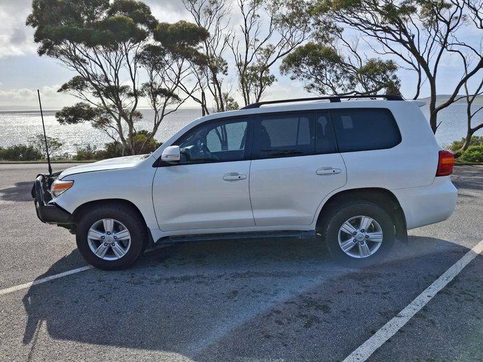 2014 Toyota Landcruiser VX