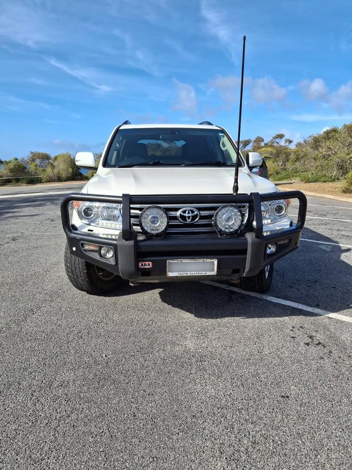 2014 Toyota Landcruiser VX